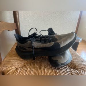 Nike 2019 Zoom Gravity 'Black Anthracite